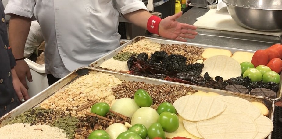 Chef Oscar del Rivero Shares His Passion for Mole