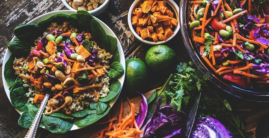 7 Ways to Promote Your Plant-Based Menu