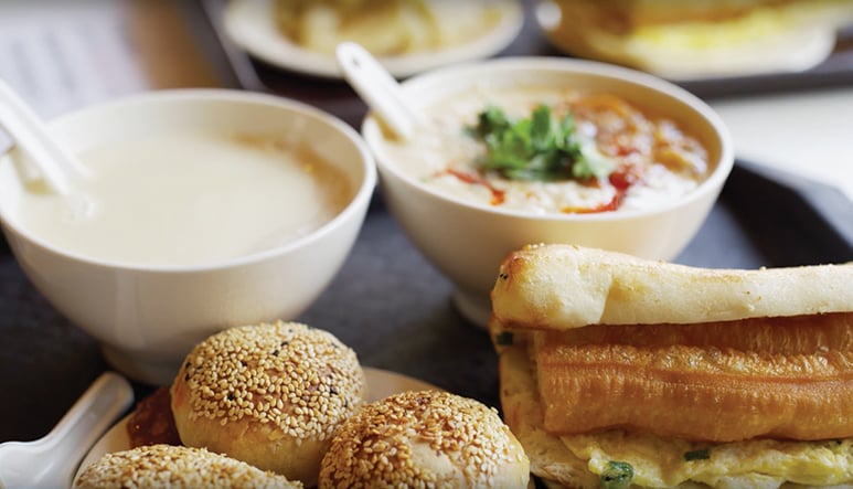 What People Eat For Breakfast Around The World: 35 Delicious Breakfast Food Ideas