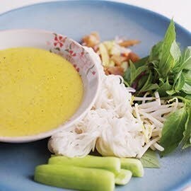 Southern Thai Rice Noodles with Baracuda Southern Thai Rice Noodles with Baracuda