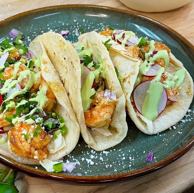 BBQ Shrimp Tacos with Crema Verde BBQ Shrimp Tacos with Crema Verde