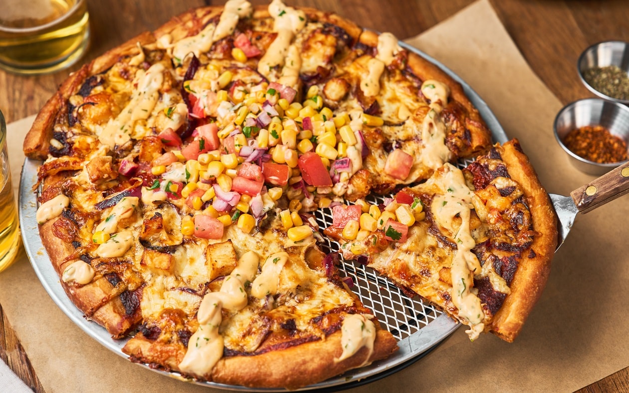 Chipotle Chicken Pizza with Corn Salsa – - Recipe