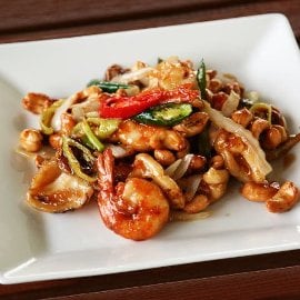 Traditional Chinese Prawns and Cashew Dish