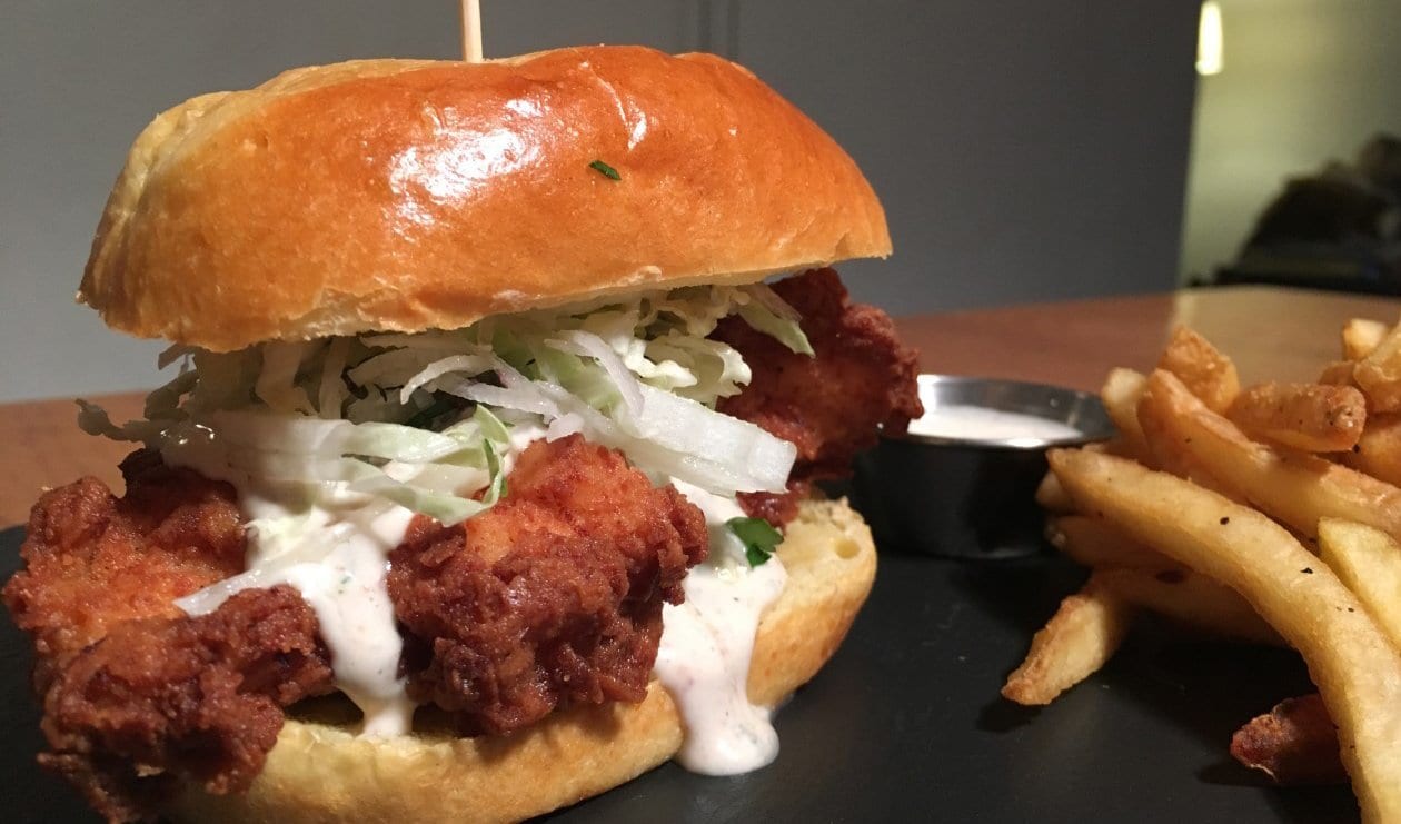 Smoky ‘n Spicy Southwest Ranch Chicken Sandwich – - Recipe