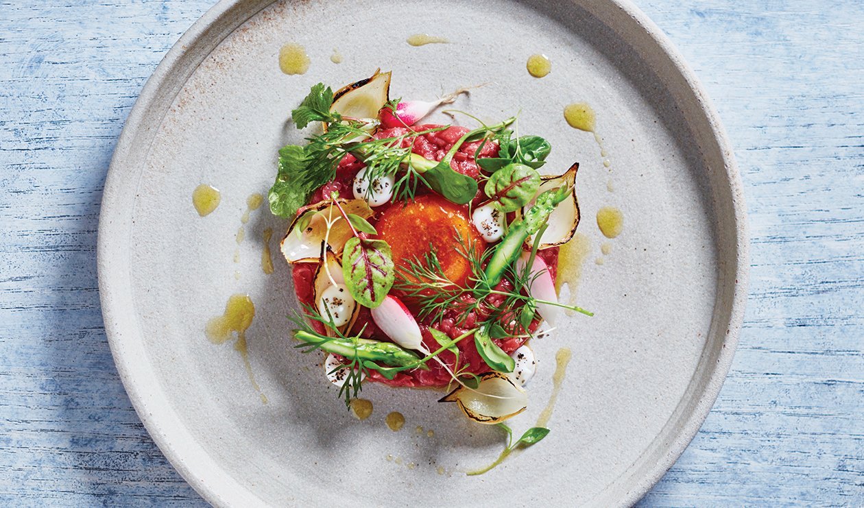 Steak tartare with quick-cured egg – - Recipe