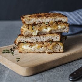 Grilled Cheese with Caramelized Onions Grilled Cheese with Caramelized Onions