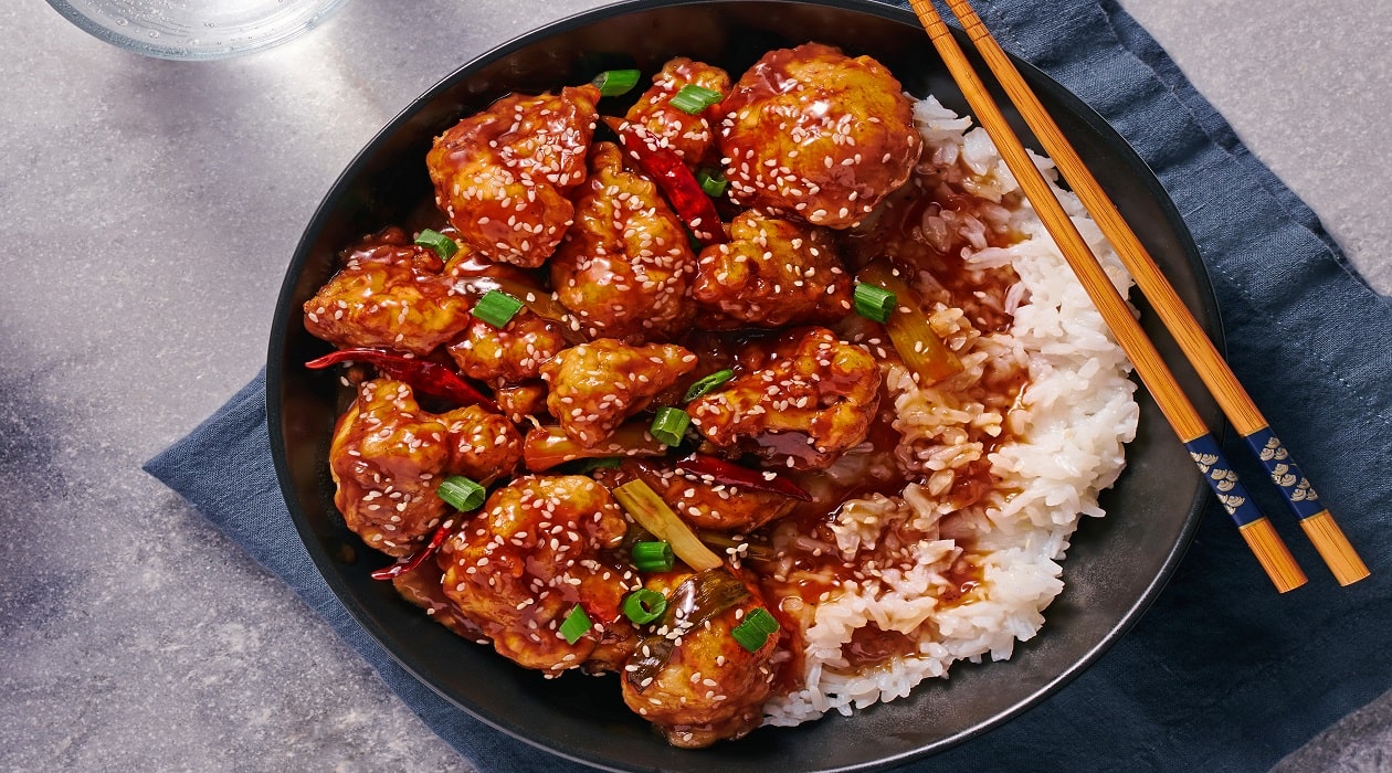 Sticky Sesame Cauliflower Bowl with a Tangy Tso Glaze – - Recipe