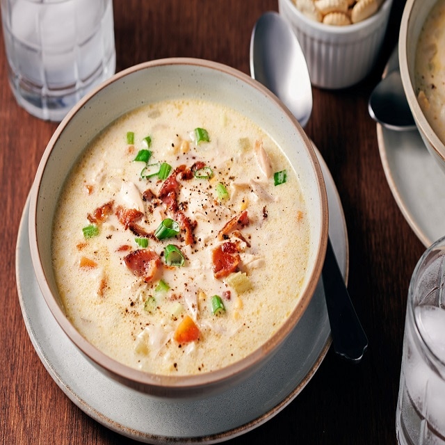 Creamy Chicken and Corn Chowder with Bacon Creamy Chicken and Corn Chowder with Bacon