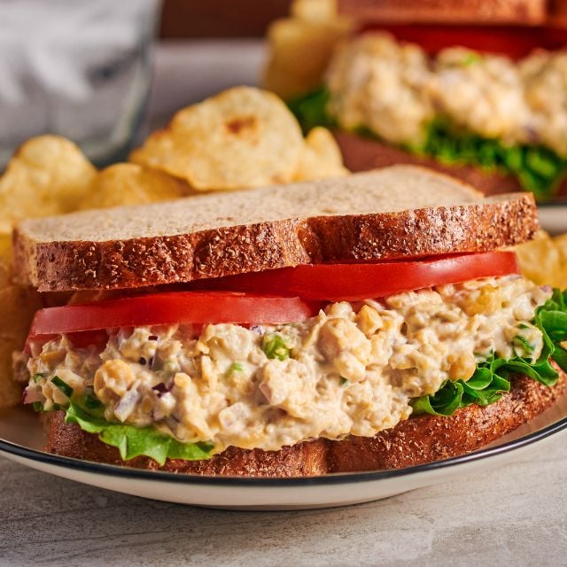 Mediterranean Chickpea Salad Sandwich Mediterranean Chickpea Salad Sandwich